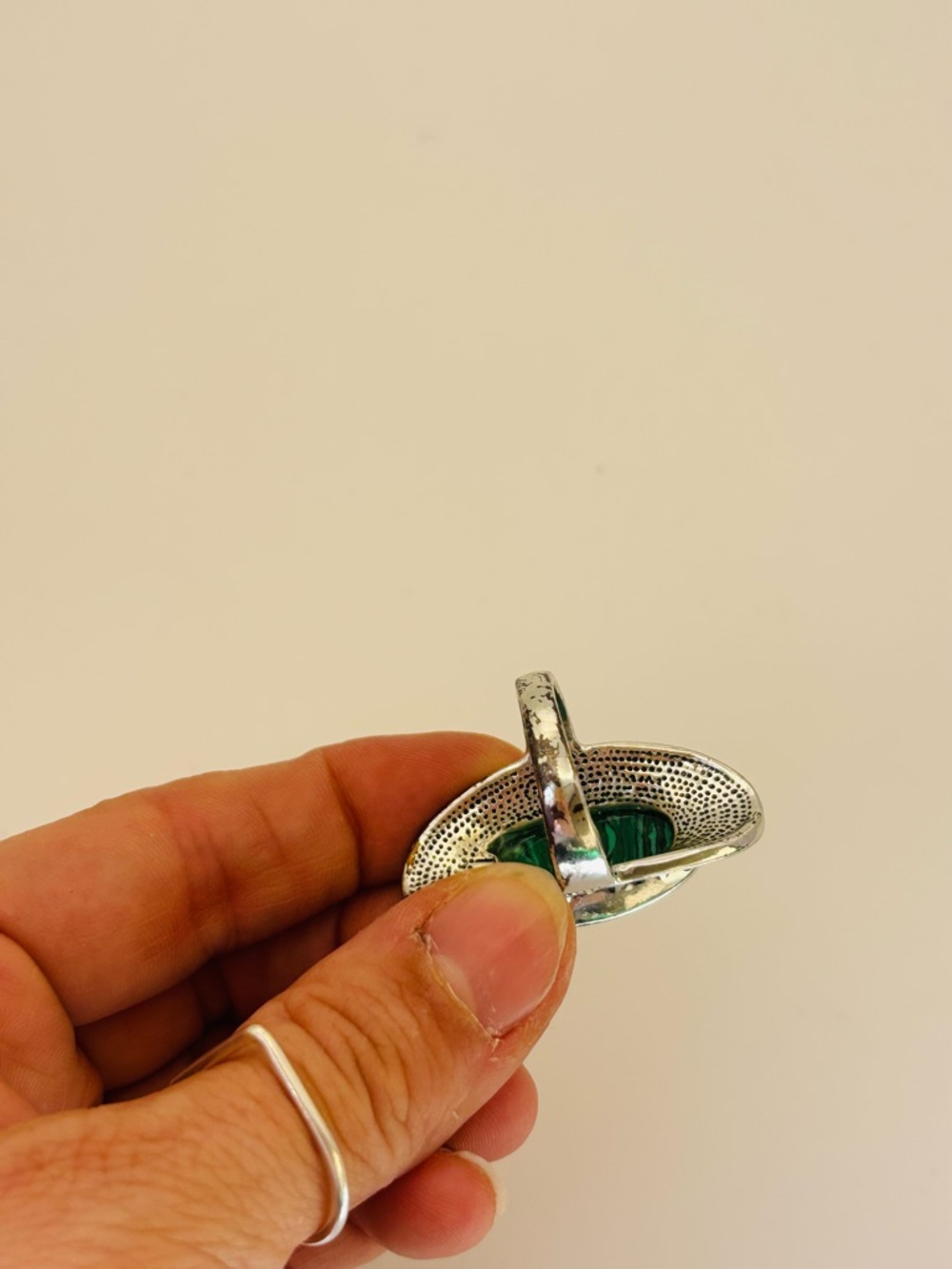 Statement Green Malachite Ring – Size 9, Silver-Tone Band - Picture 4 of 10